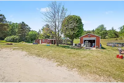 22092 3 Mile Road, Reed City, MI 49677 - Photo 6