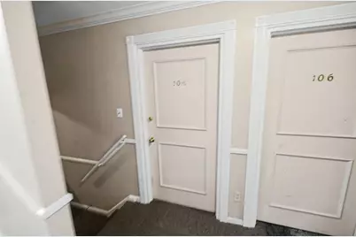 25749 Woodward Avenue #105, Royal Oak, MI 48067 - Photo 2