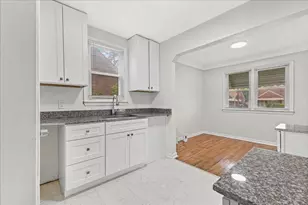 19549 Barlow St, Detroit, MI 48205 - Photo 6