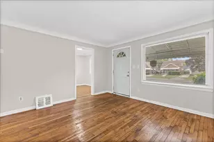 19549 Barlow St, Detroit, MI 48205 - Photo 10
