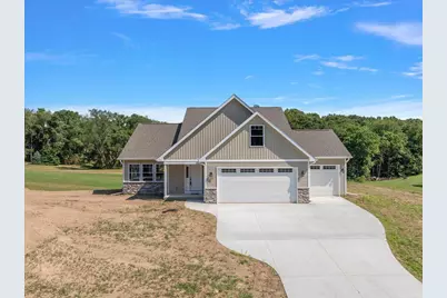 237 Markus Glen Drive, Plainwell, MI 49080 - Photo 2