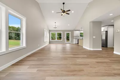 237 Markus Glen Drive, Plainwell, MI 49080 - Photo 4