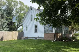 2074 Prospect Ave NE, Grand Rapids, MI 49505 - Photo 2