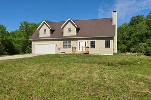 6717 Old Pipestone Rd, Eau Claire, MI 49111 - Photo 2