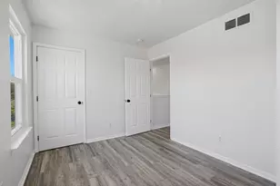 44890 Greenwood Dr, Belleville, MI 48111 - Photo 32