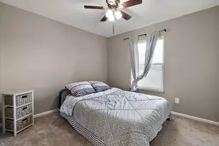 29301 Morningview St, Farmington, MI 48334 - Photo 42
