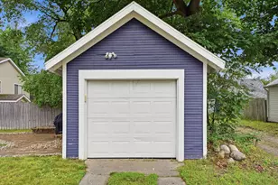 1143 Hazen St SE, Grand Rapids, MI 49507 - Photo 24