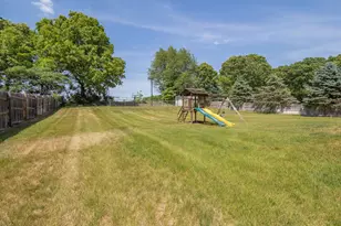27120 Birmingham Ct, Paw Paw, MI 49079 - Photo 28