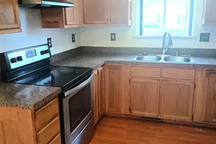 1738 Oak St, Monroe, MI 48161 - Photo 16