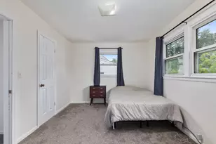 305 Majestic St SE, Grand Rapids, MI 49548 - Photo 12