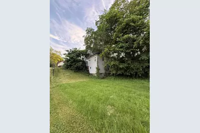 226 Monroe Street, Allegan, MI 49010 - Photo 4