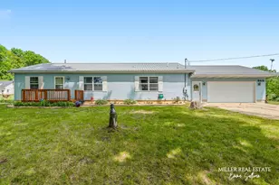 505 Molly Dr, Hastings, MI 49058 - Photo 2