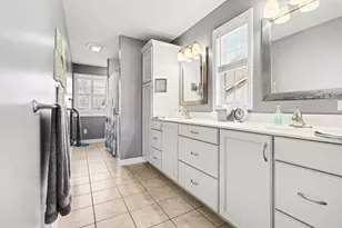 9619 Tarpon Springs Dr, Portage, MI 49002 - Photo 10