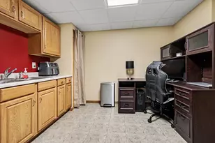 2632 Fairfield Dr, Zeeland, MI 49464 - Photo 26