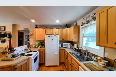 8052 Schroeder Street, Onekama, MI 49675 - Photo 28