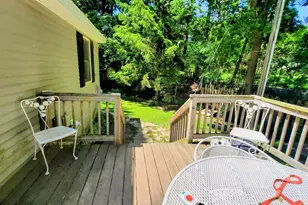 8052 Schroeder St, Onekama, MI 49675 - Photo 6