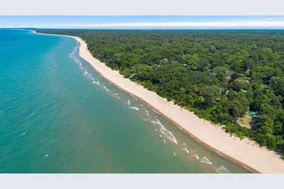 16636 Lakeshore Road, Union Pier, MI 49129 - Photo 4