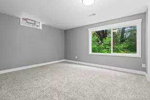4871 Newcastle Dr SE, Grand Rapids, MI 49508 - Photo 40