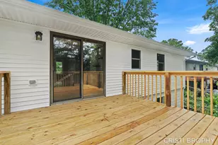 4871 Newcastle Dr SE, Grand Rapids, MI 49508 - Photo 44