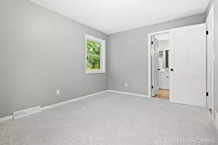 4871 Newcastle Dr SE, Grand Rapids, MI 49508 - Photo 24