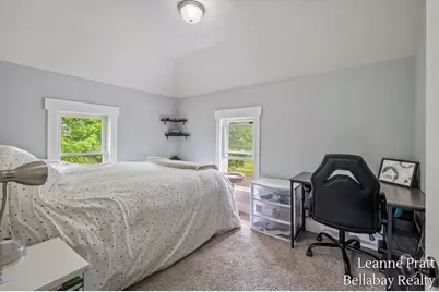 727 E Clinton Street, Hastings, MI 49058 - Photo 14