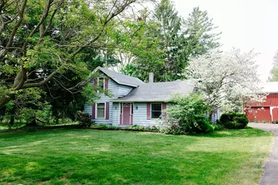421 SE Kinsey Avenue SE, Caledonia, MI 49316 - Photo 2