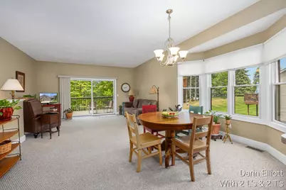 1015 Grosvenor Drive #Unit 4, Greenville, MI 48838 - Photo 10