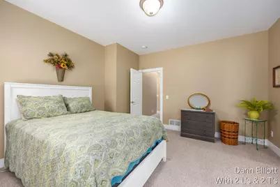 1015 Grosvenor Drive #Unit 4, Greenville, MI 48838 - Photo 20