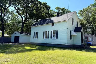 1872 Commerce St, Muskegon, MI 49441 - Photo 4