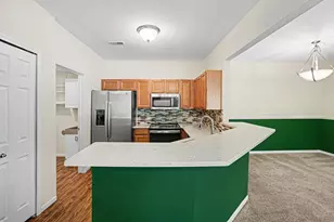 11107 Farmingdale Ln, Walled Lake, MI 48390 - Photo 12