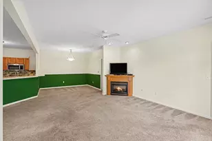 11107 Farmingdale Ln, Walled Lake, MI 48390 - Photo 8