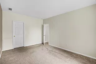 11107 Farmingdale Ln, Walled Lake, MI 48390 - Photo 18