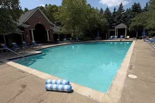 11107 Farmingdale Ln, Walled Lake, MI 48390 - Photo 32