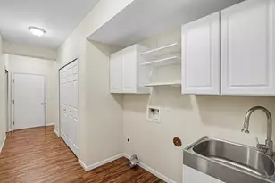 11107 Farmingdale Ln, Walled Lake, MI 48390 - Photo 16