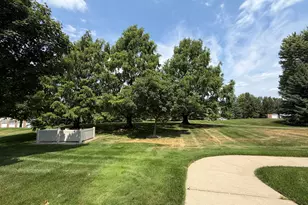 11107 Farmingdale Ln, Walled Lake, MI 48390 - Photo 30