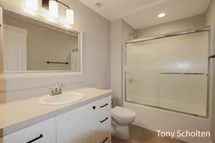 5184 Blendon Mdw Cir, Hudsonville, MI 49426 - Photo 22