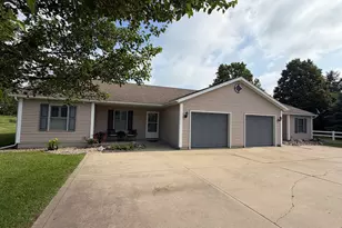 22710 Diamond Cove St, Cassopolis, MI 49031 - Photo 48