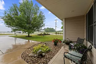 22710 Diamond Cove St, Cassopolis, MI 49031 - Photo 8