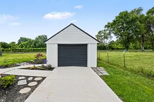 396 Wabash St, Milan, MI 48160 - Photo 4