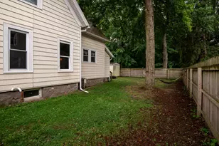 436 E Division St, Dowagiac, MI 49047 - Photo 38