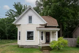 436 E Division St, Dowagiac, MI 49047 - Photo 2
