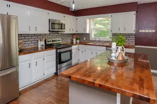 5088 Driftwood Ave, Kalamazoo, MI 49009 - Photo 2