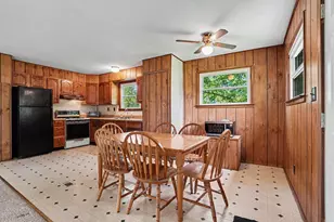 47920 42nd St, Paw Paw, MI 49079 - Photo 10