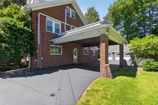 612 S Bowen, Jackson, MI 49203 - Photo 2