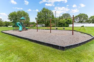 39805 Coronation Rd, Canton, MI 48188 - Photo 20
