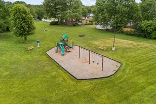39805 Coronation Rd, Canton, MI 48188 - Photo 6