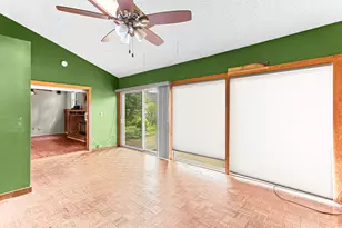 39805 Coronation Rd, Canton, MI 48188 - Photo 34