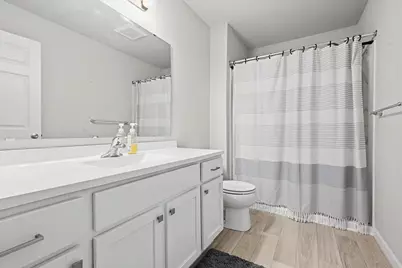 605 Bush Boulevard, Three Rivers, MI 49093 - Photo 8