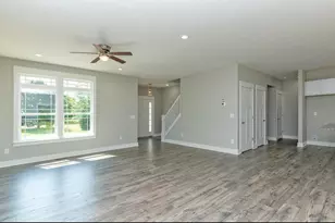 9 Aviara Oaks Pkwy, Jackson, MI 49201 - Photo 4