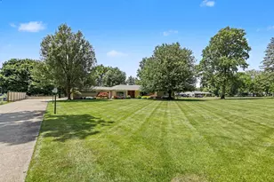757 N Kalamazoo Ave, Marshall, MI 49068 - Photo 2